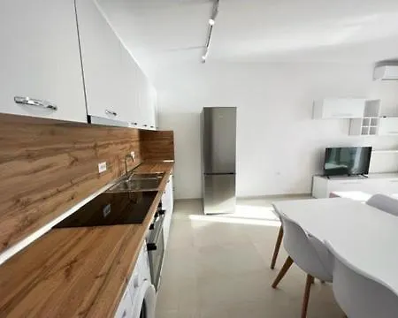 Jb Teuta -